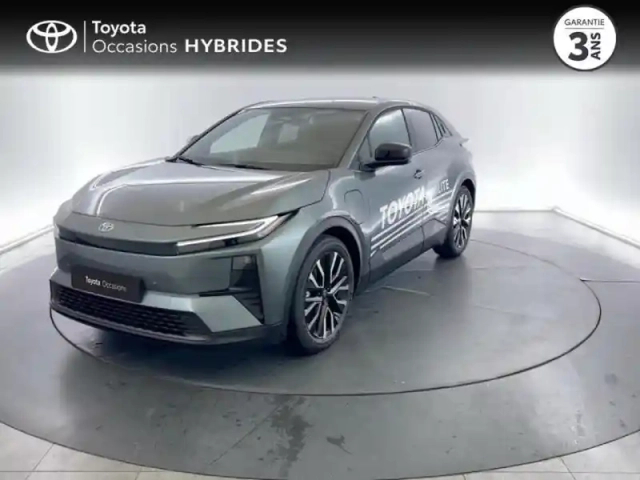 Toyota C-Hr + 224ch 77kwh design grande autonomie