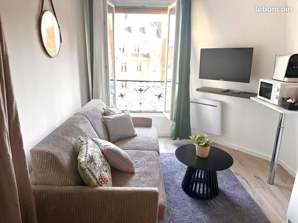 Studio 1 pièce 13 m²