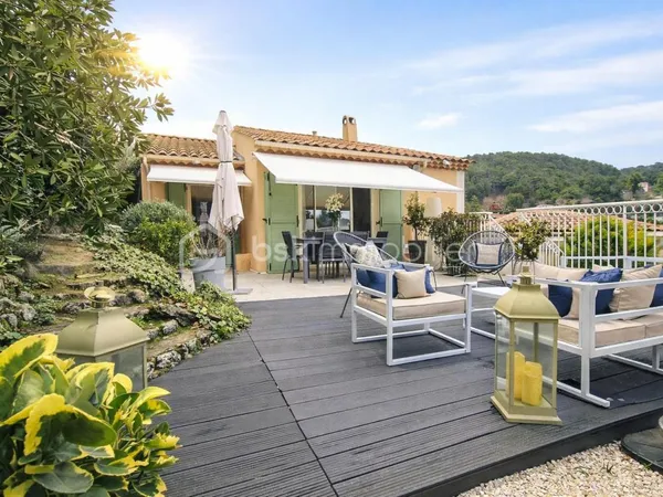 BELLE MAISON FAMILIALE, 3 CHAMBRES ,BELLE TERRASSE ,VUE DÉGAGÉE