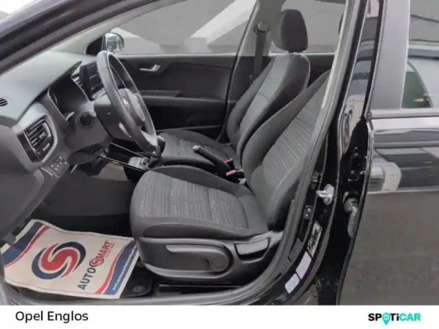Kia Stonic 1.0 t-gdi 100ch active — photo 11