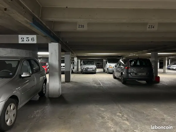 Place de parking Paris 13