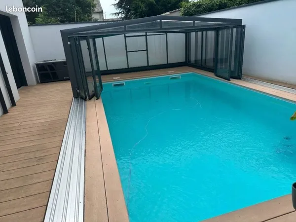 Maison 3 chambres centre ville Guérande piscine