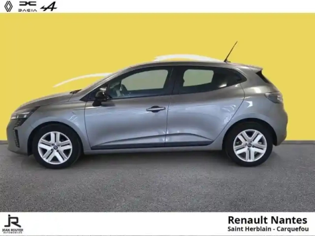 Renault Clio 1.0 tce 90ch evolution — photo 8