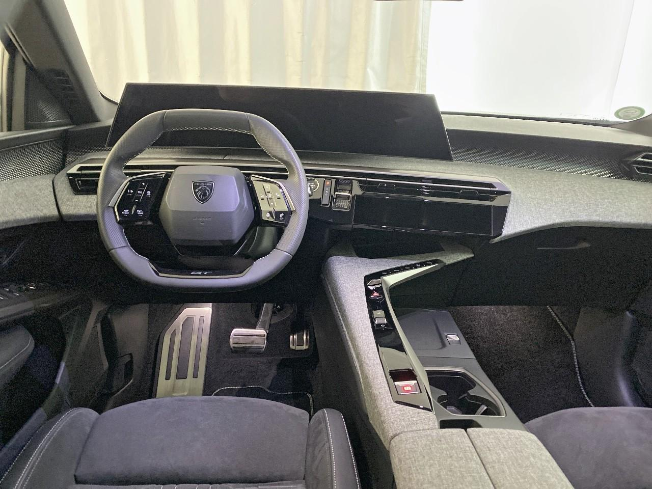 Peugeot 3008 electrique 210 ch 73 kwh gt — photo 8