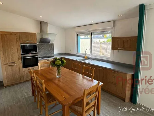 Maison 6 pièces 104 m²