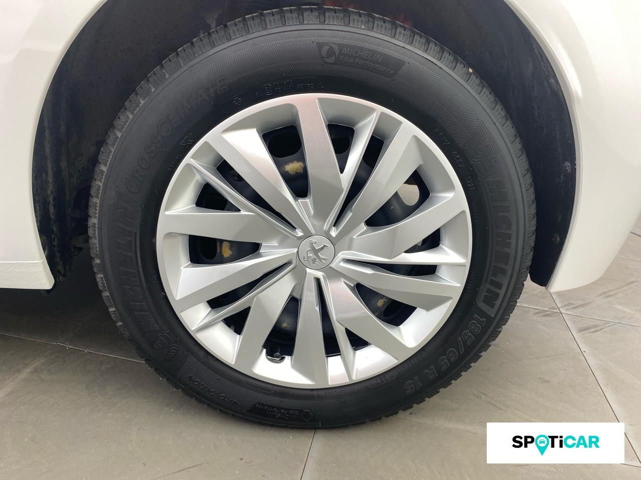 Peugeot 208 1.2 puretech 75ch s&s active — photo 11
