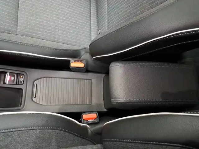 Renault Clio tce 140 — photo 34