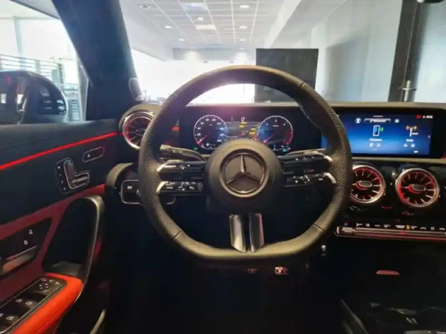 Mercedes Classe A 200 d amg line — photo 19