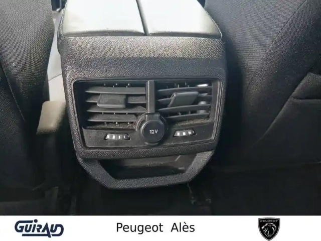 Peugeot 3008 puretech 130ch s&amp;s eat8 — photo 15