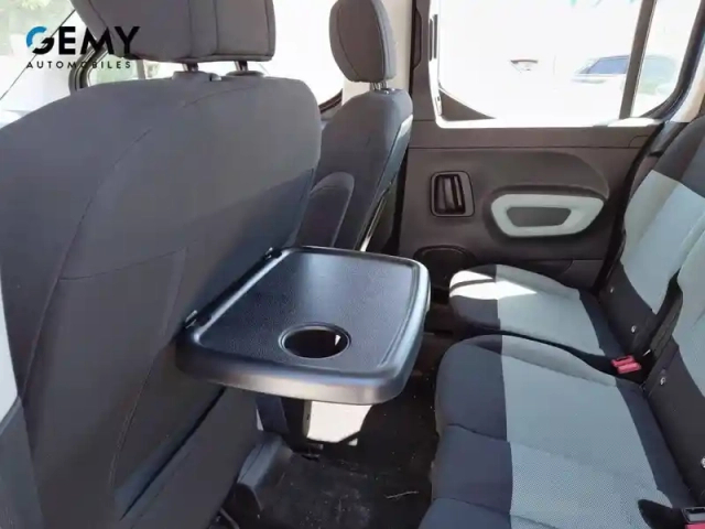 Citroën Berlingo taille xl bluehdi 100 s&amp;s bvm — photo 17