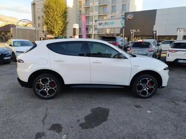 Alfa Romeo Tonale 1.3 phev 280ch veloce at6 e-q4 — photo 4