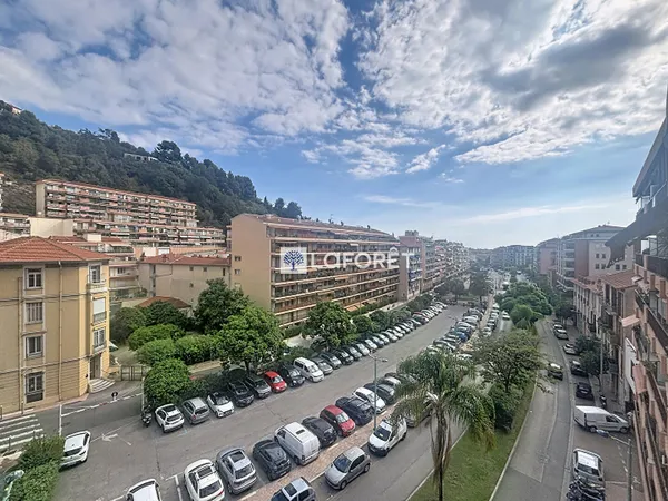 STUDIO SECTEUR GARE ROUTIERE- APPARTEMENT LOUE - CAVE