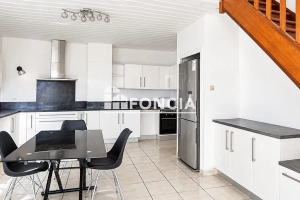 Appartement 3 pièces 81 m²
