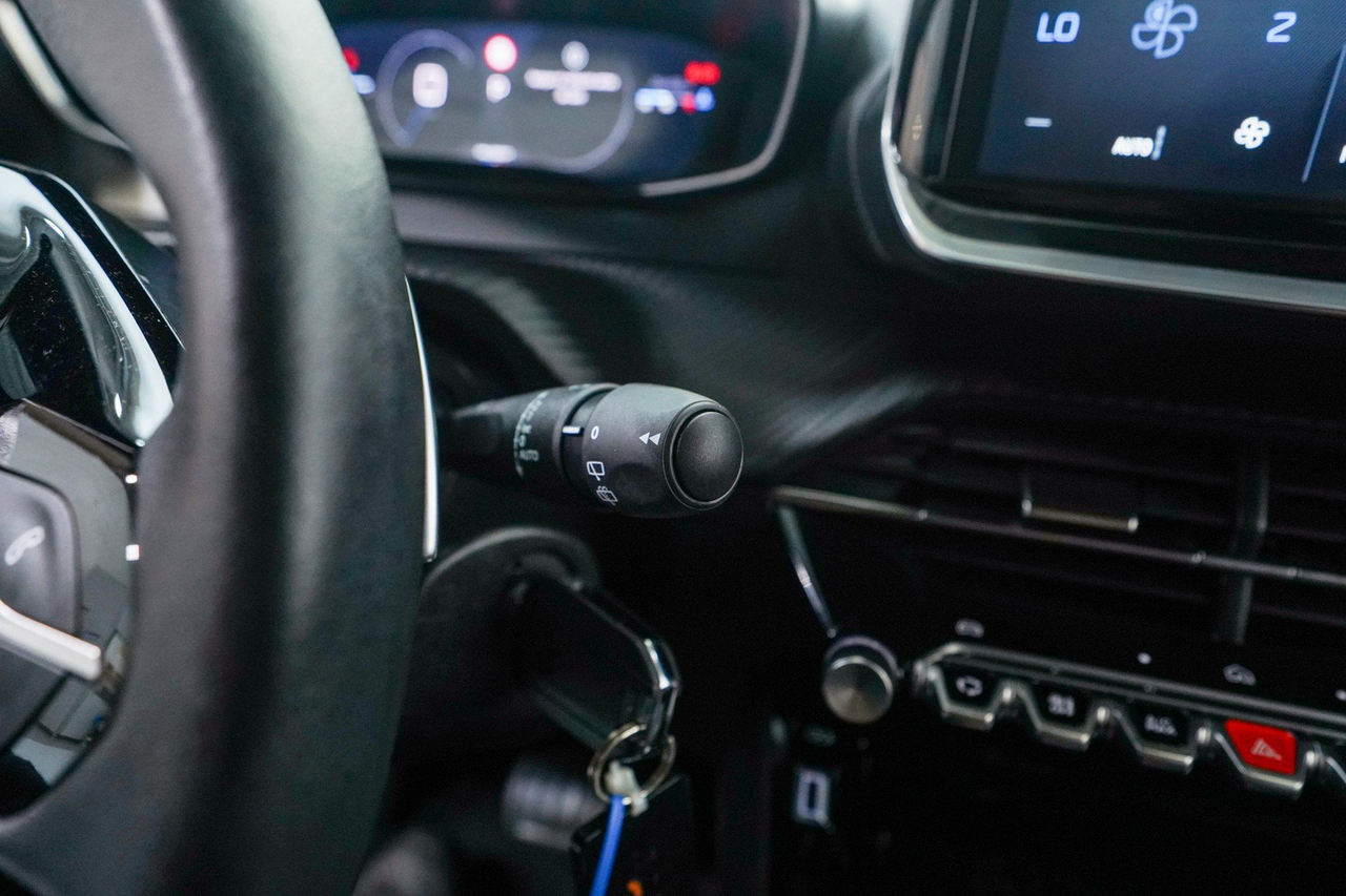 Peugeot 2008 — photo 19