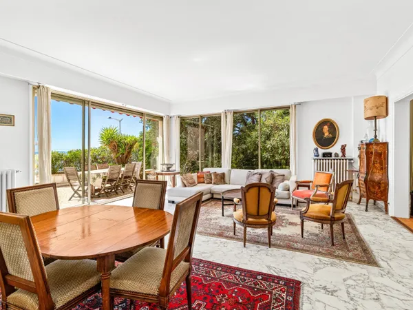 EXCLUSIVITÉ - Mont Boron - 158 m² avec terrasse de 180 m² et vue mer