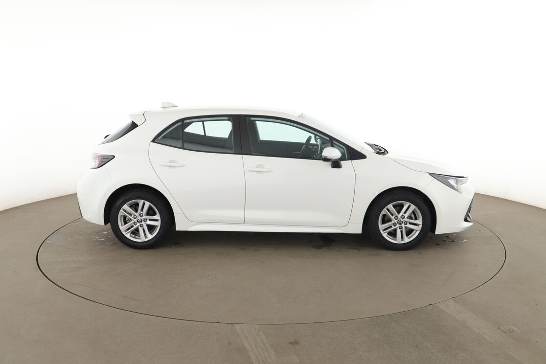 Toyota Corolla 1.8 Hybride Dynamic Business — photo 6