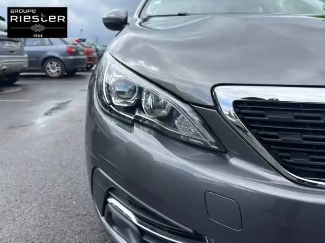 Peugeot 308 puretech 110ch s&amp;s bvm6 — photo 16