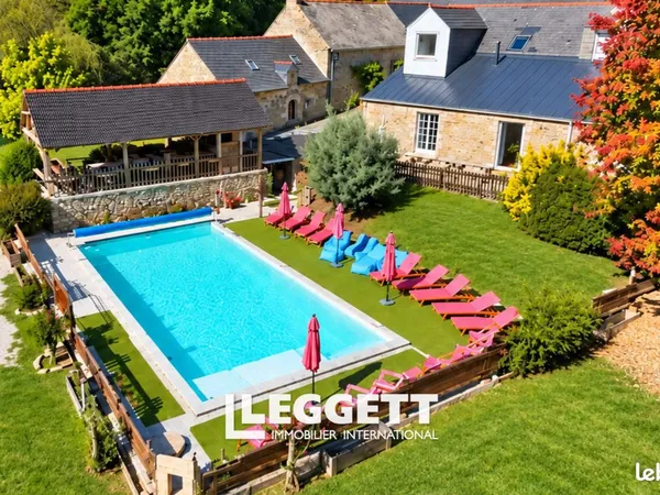 Maison 30 pièces 465 m²