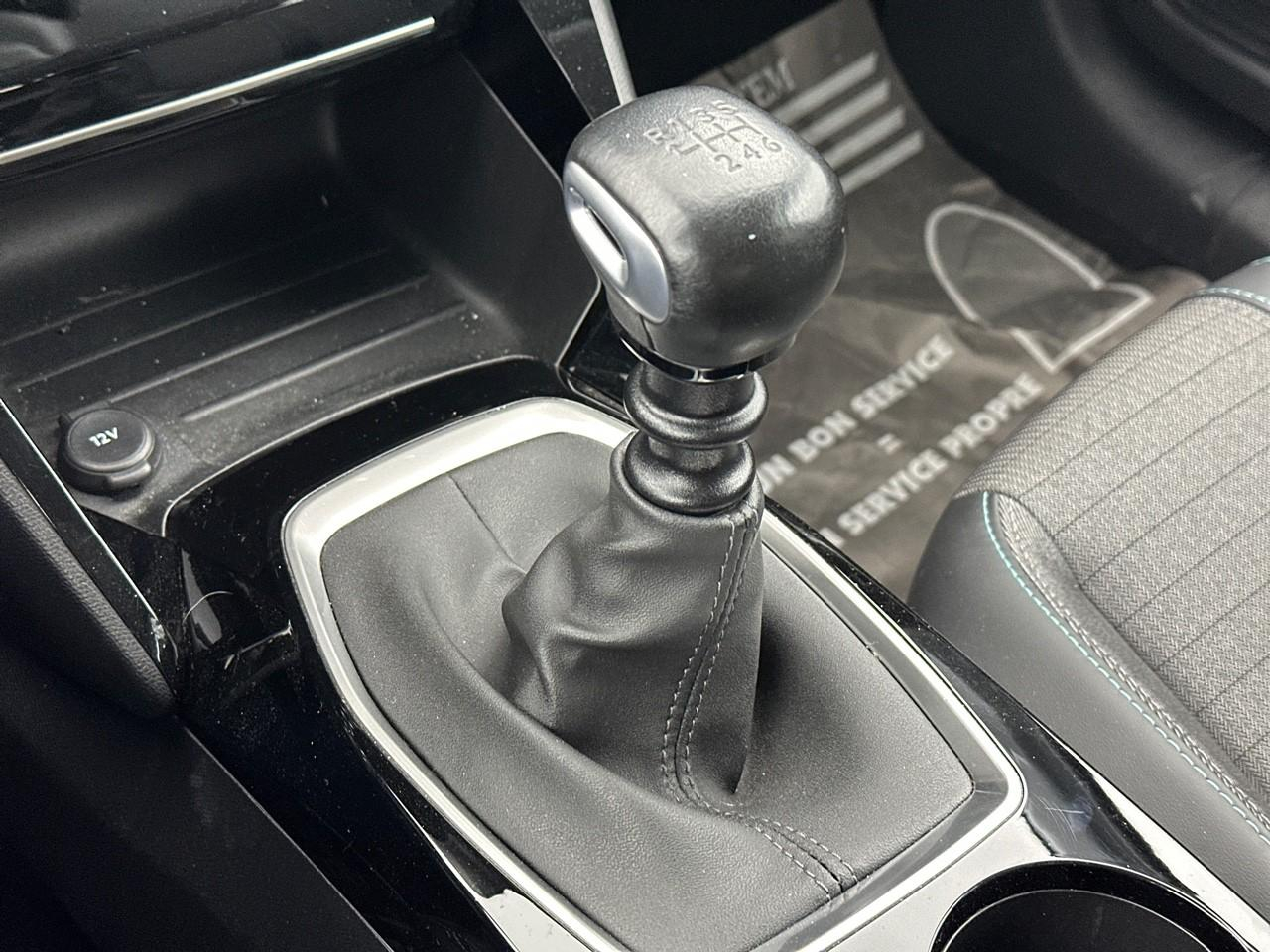 Peugeot 208 puretech 100 s&s bvm6 allure — photo 29