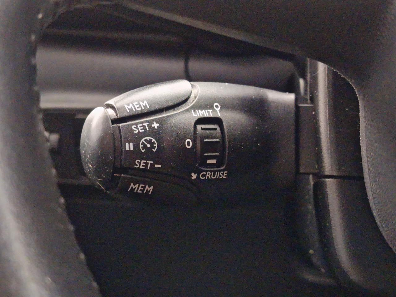 Citroën C3 puretech 110 s&s eat6 shine — photo 25