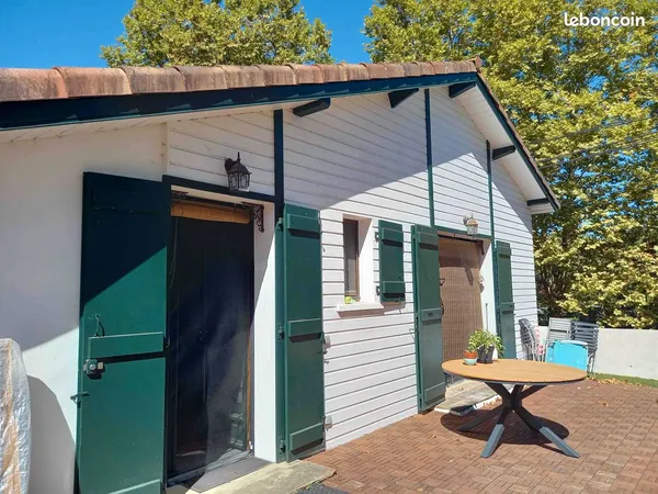 Maison mitoyenne + garage