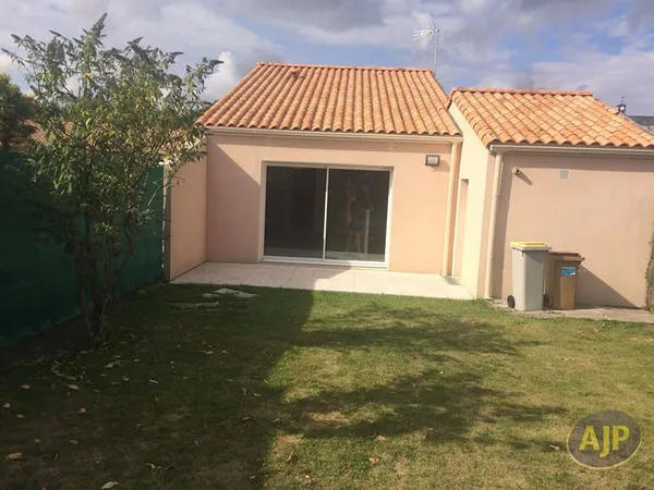 Maison de plain-pied 3 pièces 63 m²