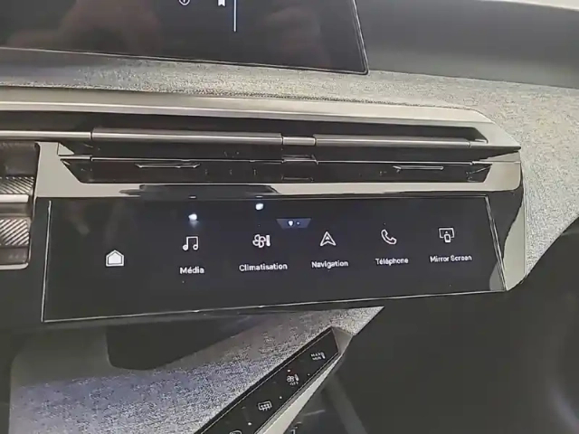 Peugeot 3008 hybrid 136 e-dcs6 — photo 110