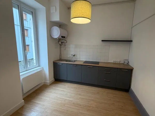 à louer - t2 de 37 m² - vichy centre-ville