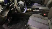 Peugeot 2008 1.2 PureTech 130ch S&S GT EAT8 — photo 9