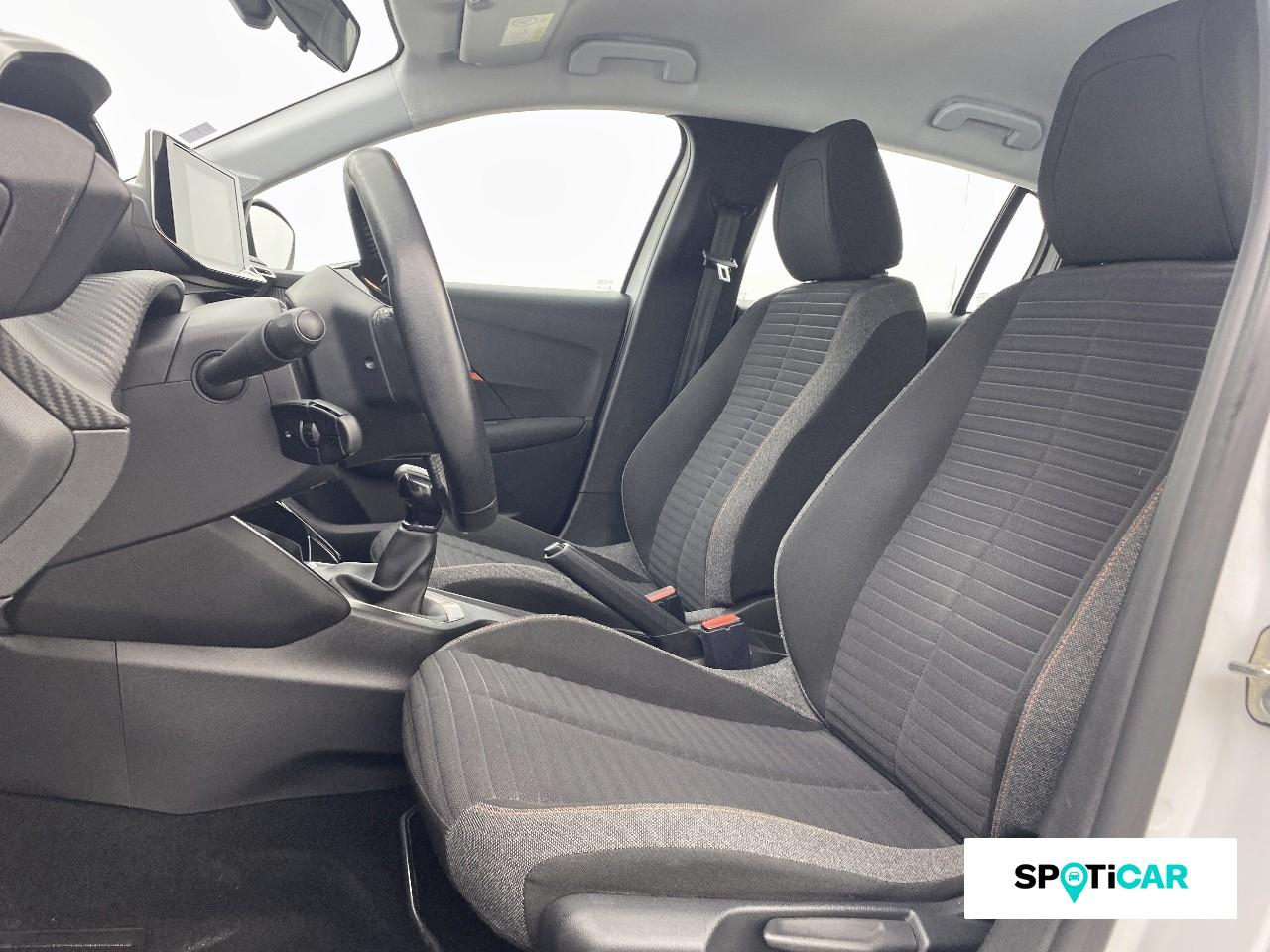 Peugeot 208 1.2 puretech 75ch s&s active business 118g — photo 9