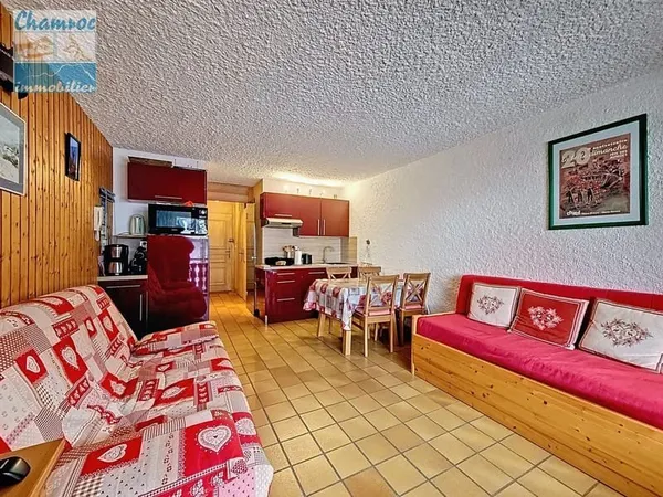 Studio 1 pièce 27 m²