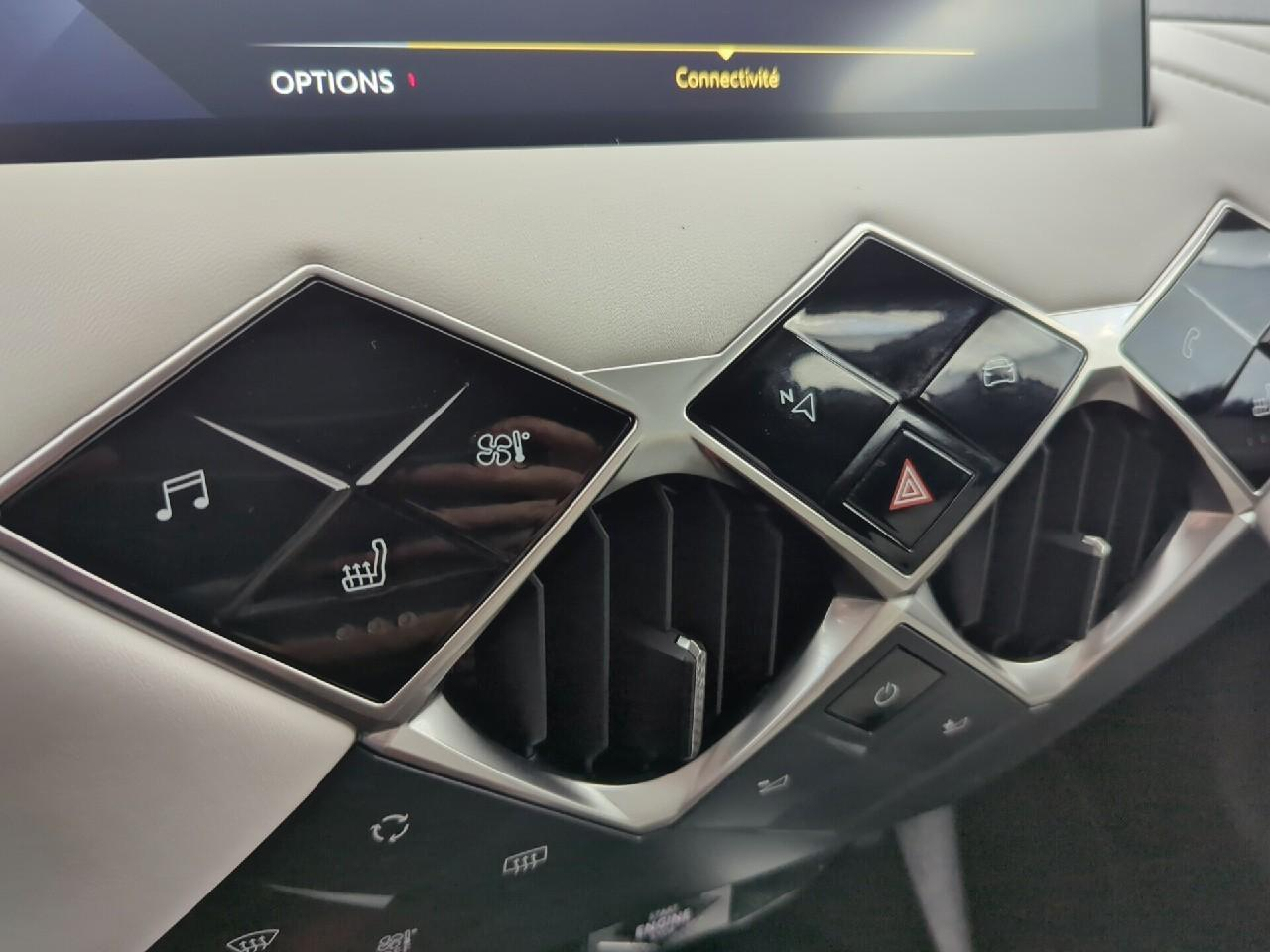 Ds Ds 3 crossback bluehdi 130 eat8 rivoli — photo 25