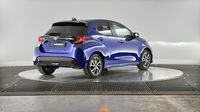 Toyota Yaris 116h Design 5p MY22 — photo 5
