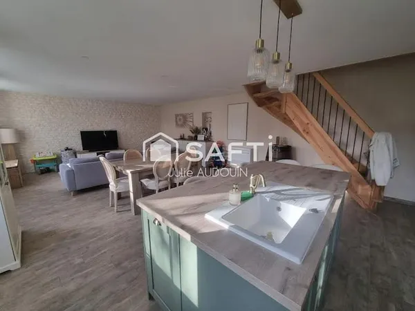 Maison 6 pièces 141 m²