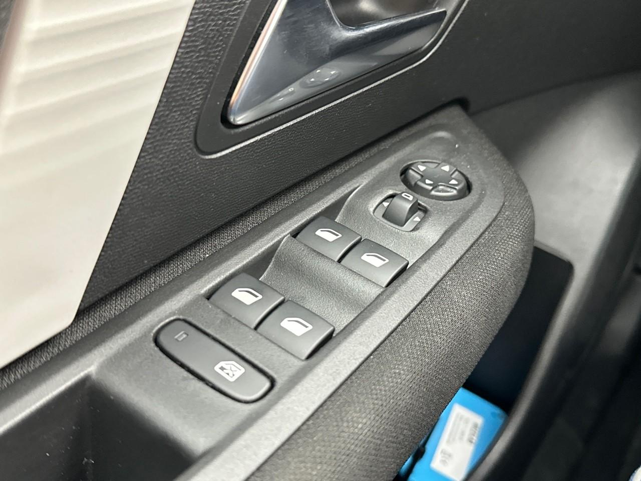 Citroën C4 puretech 130 s&s eat8 feel — photo 15