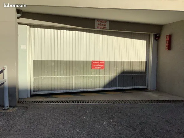 Box garage quartier st just