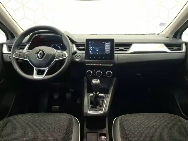 Renault Captur tce 140 - 21 — photo 11