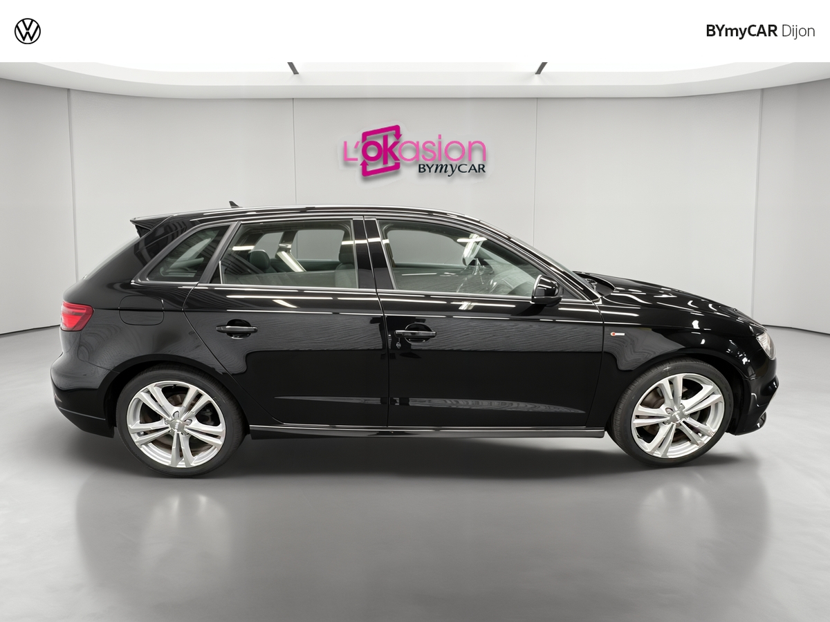 Audi A3 Sportback 40 TFSI 190 S tronic 7 — photo 6