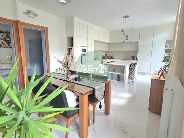 Appartement 5 pièces 170 m²