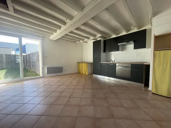 Nouveauté LA SUZE SUR SARTHE, maison de 45 m2 avec 2 chambre
