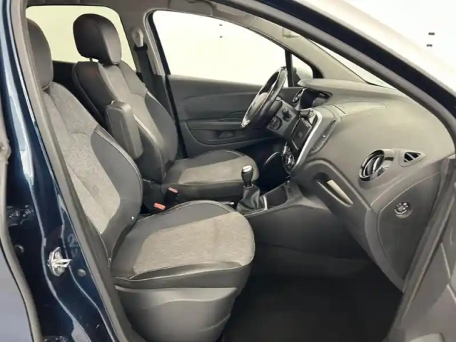 Renault Captur dci 90 intens 5p — photo 14