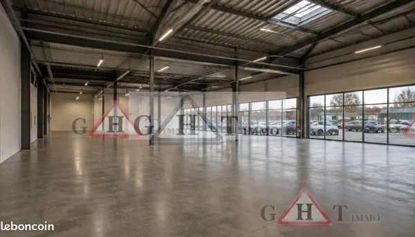 Commerce 1 200 m²