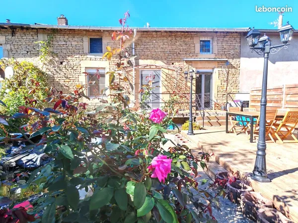 Maison mitoyenne F6 à Grand-Failly