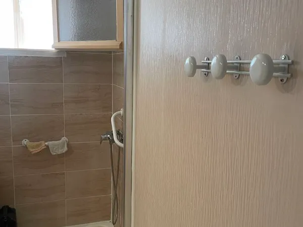 appartement type F4 73 m2 avec garage 18m2.