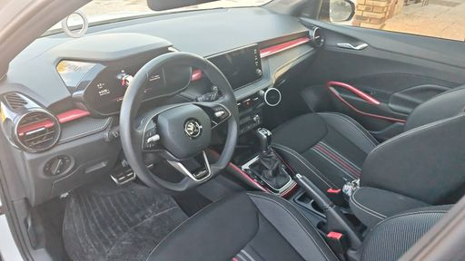 Skoda Fabia 1.5 TSI 150 DSG7 - Monte Carlo – 2024 – 41301 km – Essence – Boîte Automatique — photo 14