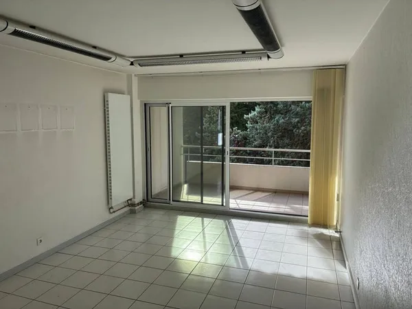 Appartement 3 pièces 77 m²