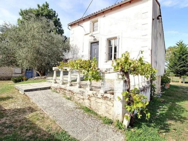 Maison 3 pièces 110 m²