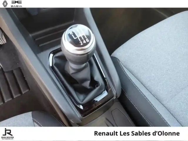 Renault Clio 1.0 tce 90ch evolution - 24 — photo 6