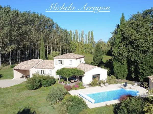 LE LÉDAT (47)  AUX PORTES DE VILLENEUVE-SUR-LOT  VILLA DE 180 M² AVEC PISCINE SUR 5 845 M² DE TERR