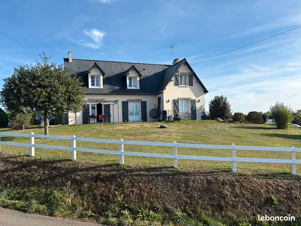 Maison 8 pièces 170 m²